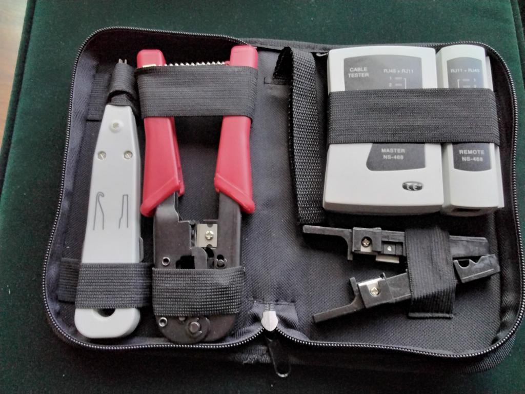 UTP kabeltester en RJ45/11 gereedschap., Doe-het-zelf en Verbouw, Meetapparatuur, Nieuw, Elektriciteit, Ophalen of Verzenden