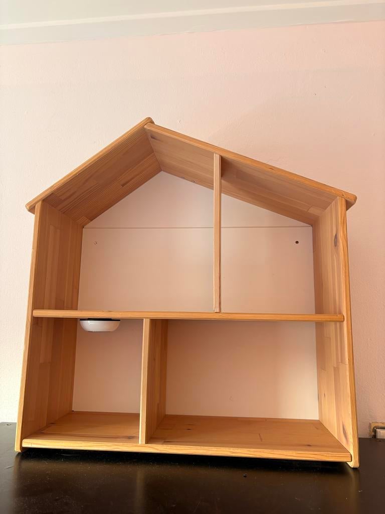 Houten poppenhuis van IKEA, Kinderen en Baby's, Speelgoed | Poppenhuizen, Ophalen, Gebruikt, Poppenhuis