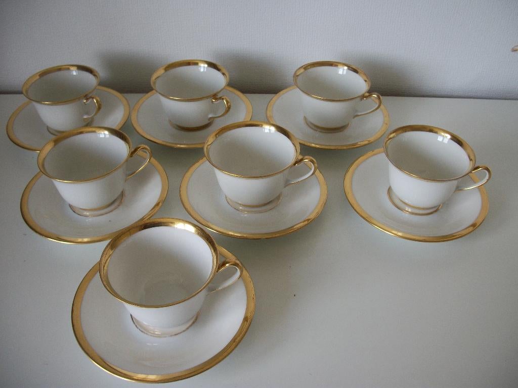 7 Kop en Schotel - Wit en Goud - Van Gelder Amsterdam - zgan, Ophalen of Verzenden, Zo goed als nieuw, Effen, Kop(pen) en/of Schotel(s)