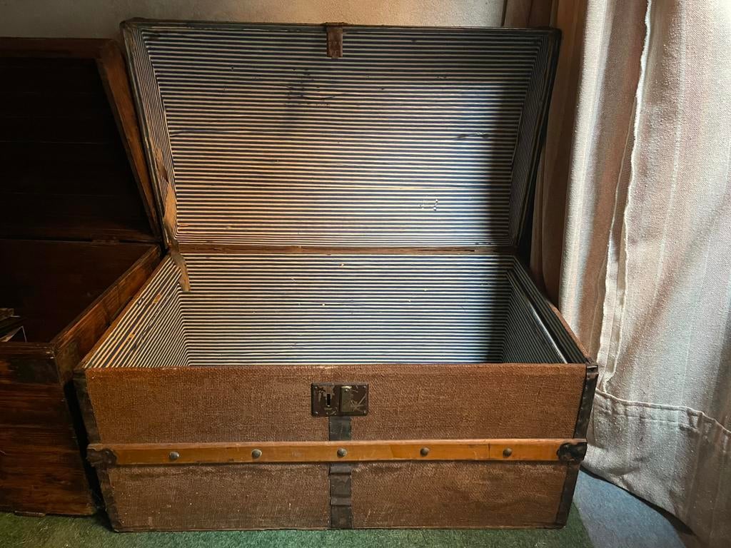 Oude antieke hutkoffer, Huis en Inrichting, Woonaccessoires | Kisten, Ophalen, Gebruikt, 50 tot 100 cm, Minder dan 50 cm