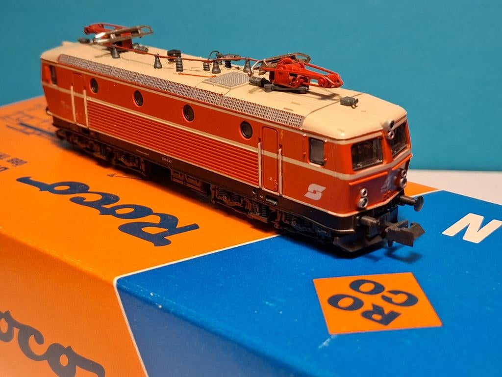 Locomotief BR 1044 OBB N-spoor, Hobby en Vrije tijd, Modeltreinen | N-Spoor, Gebruikt, Ophalen of Verzenden, Analoog, Gelijkstroom