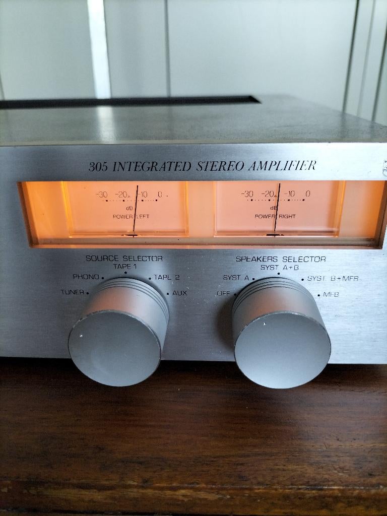1980 Philips 305 stereo versterker type 22AH305/00 retro, Overige merken, Gebruikt, Ophalen of Verzenden, Minder dan 60 watt