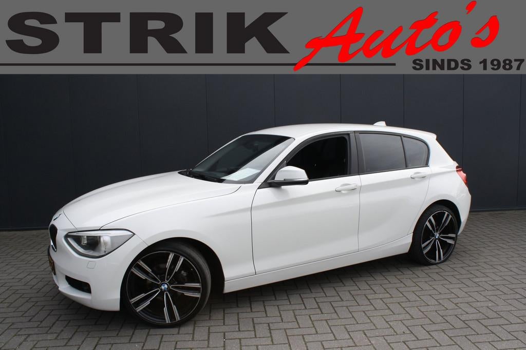 BMW 1-serie 116d High Executive 5-DEURS - AUTOMAAT -PDC - NA, Euro 5, Zwart, 4 cilinders, 116 pk
