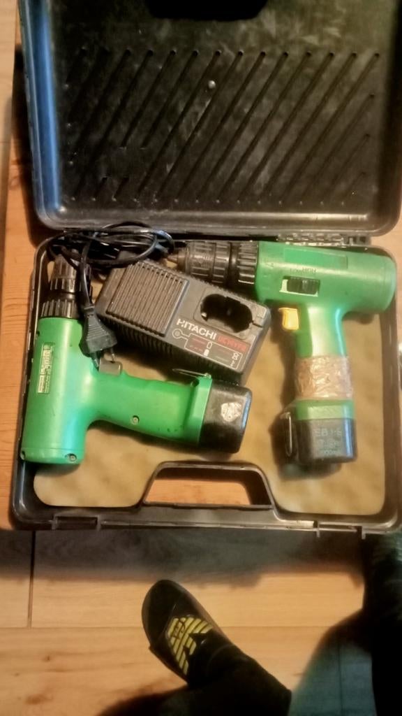 Twee Hitachi boormachines, Ophalen, Gebruikt, Boormachine