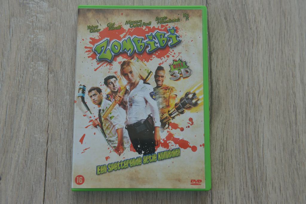 ZOMBIBI = EEN SPETTERENDE ACTIE KOMEDIE, Actiekomedie, Verzenden, Boxset, Zo goed als nieuw