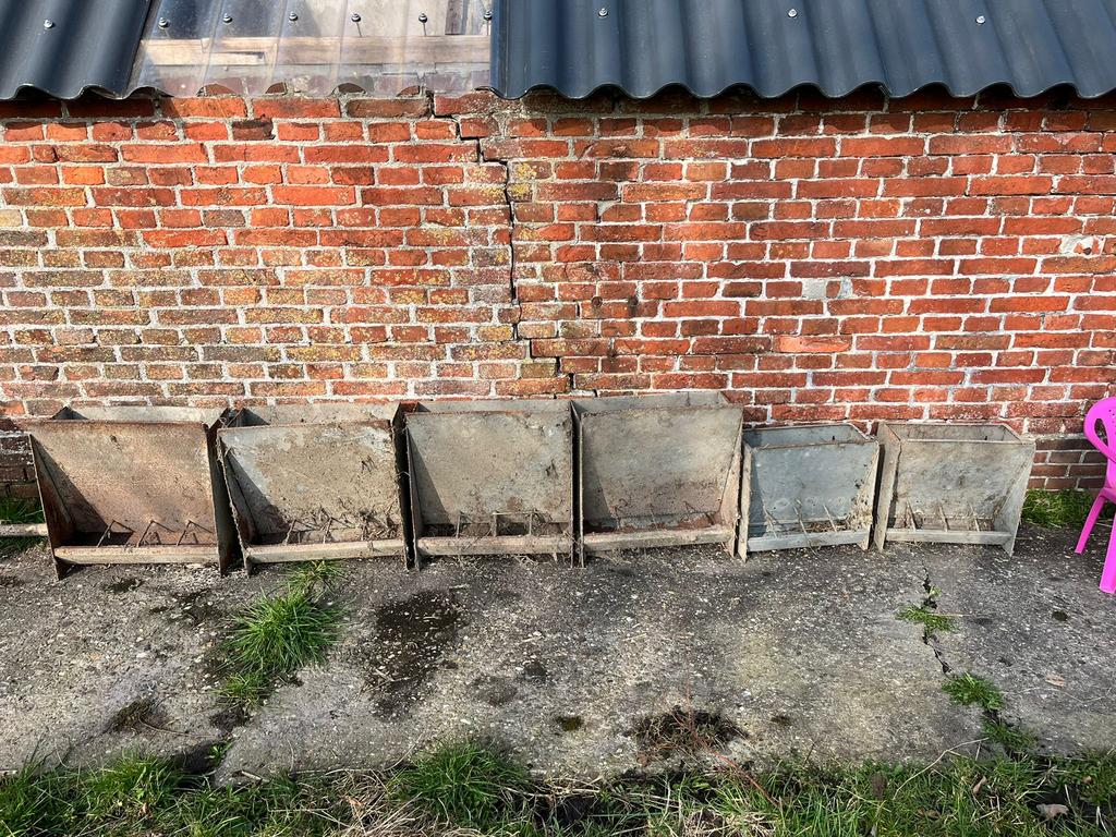 Voerbakken voorraadbakken, Dieren en Toebehoren