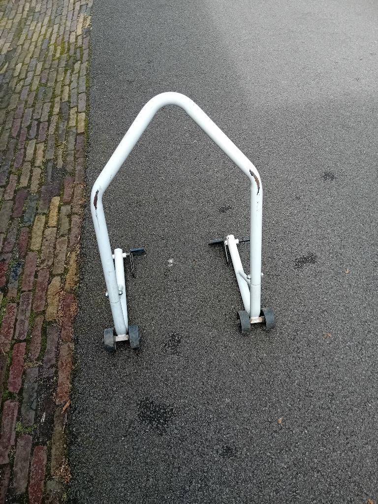 motor paddock, Ophalen