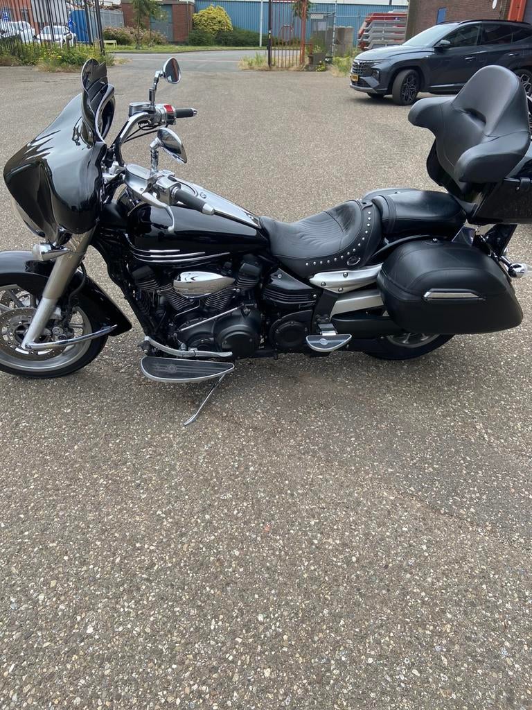 Yamaha XV 1900 midnight star, Particulier, Chopper