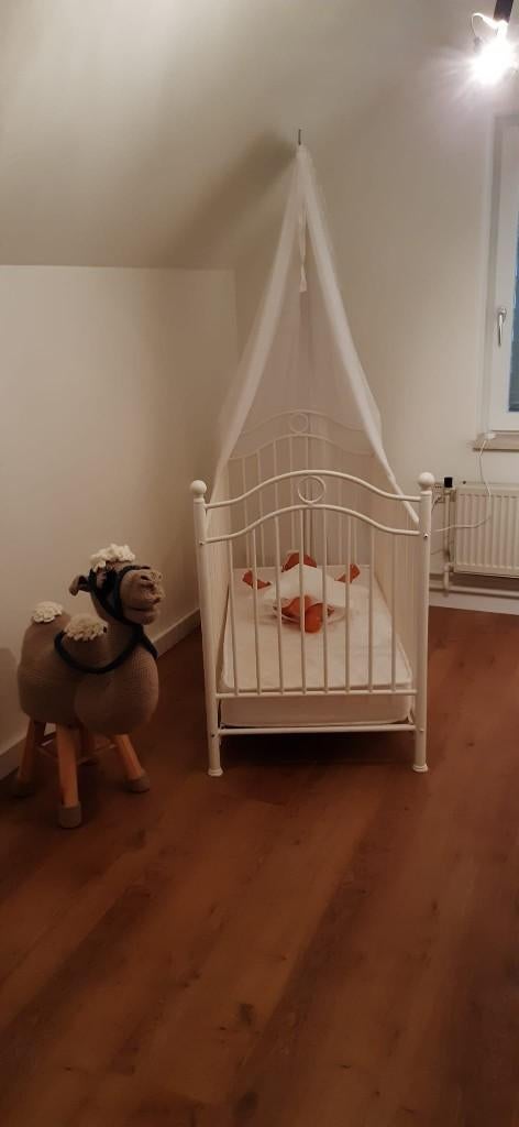 Ledikant gietijzer, Ophalen, Gebruikt, Ledikant