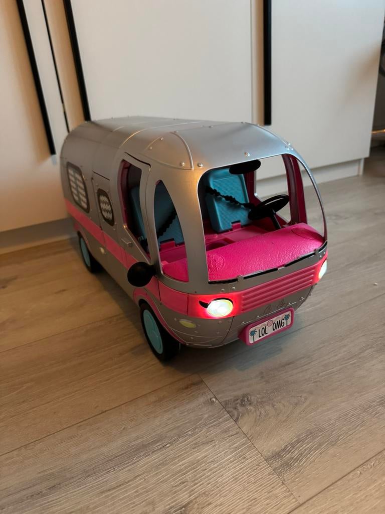 LOL OMG camper, Ophalen, Zo goed als nieuw, Poppenhuis