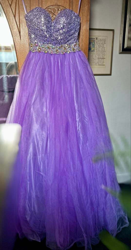 Paarse galajurk met pailletten van Maggie Sottero, Galajurk, Paars, Ophalen of Verzenden, Maat 36 (S)