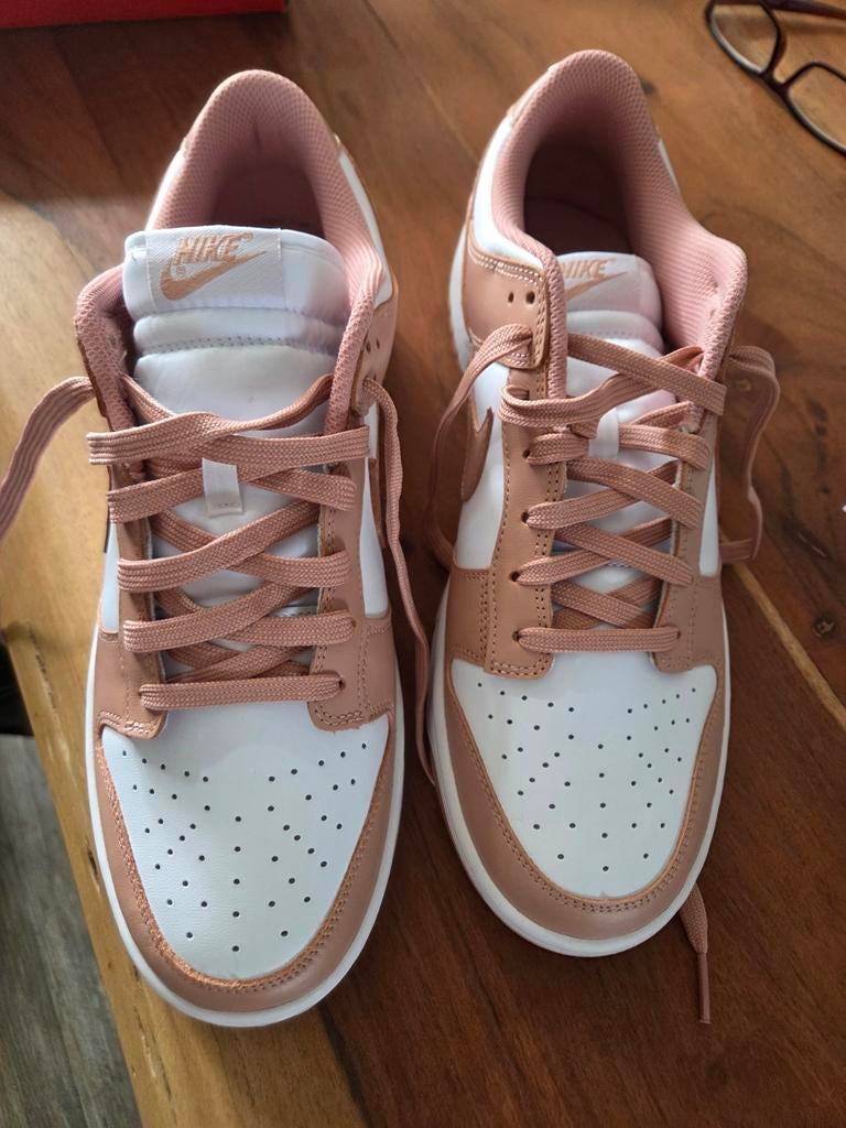 Nike dunk low White bruin/whisper, Nike, Nieuw, Ophalen of Verzenden, Sneakers of Gympen