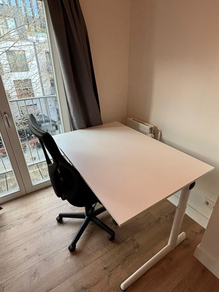 Verstelbaar bureau Ahrend 80x120cm, Ophalen, Gebruikt, In hoogte verstelbaar, Computerbureau