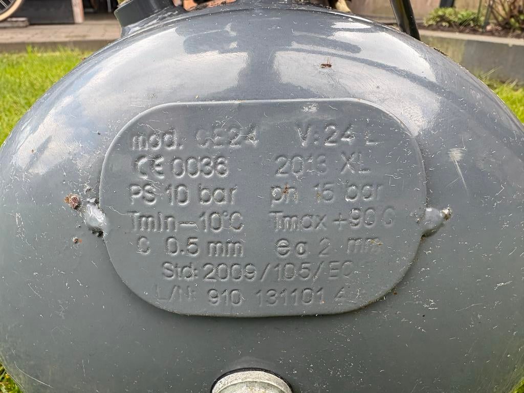 AIRPRESS Compressor HL 310/25 - 25 liter, 10 bar, Doe-het-zelf en Verbouw, Compressors, Ophalen, Gebruikt, 6 tot 10 bar, 25 tot 100 liter