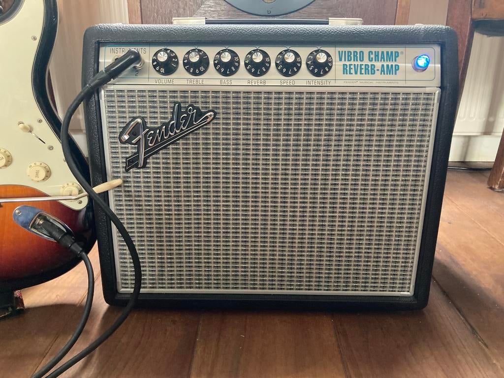 Fender '68 Custom Vibro Champ Reverb Gitaarversterker, Muziek en Instrumenten, Ophalen, Zo goed als nieuw, Gitaar, Minder dan 50 watt