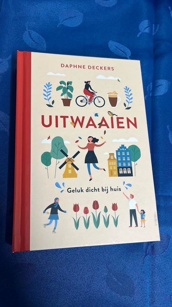 Boek Uitwaaien van Daphne Deckers, Boeken, Ophalen of Verzenden
