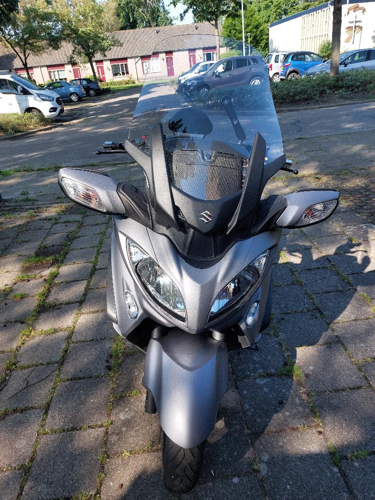 Suzuki Burgman 650 Executive 2019, Motoren, Motoren | Suzuki, Motorrijbewijs A, Particulier, 650 cc, 2 cilinders