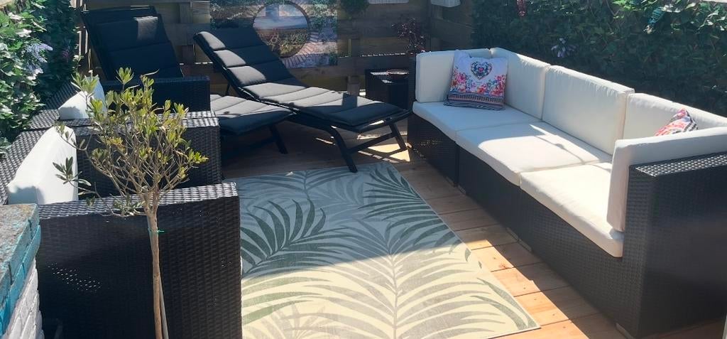 Zwarte Wicker Loungeset met Witte Kussens, Ophalen, 4 zitplaatsen, Gebruikt, Loungeset