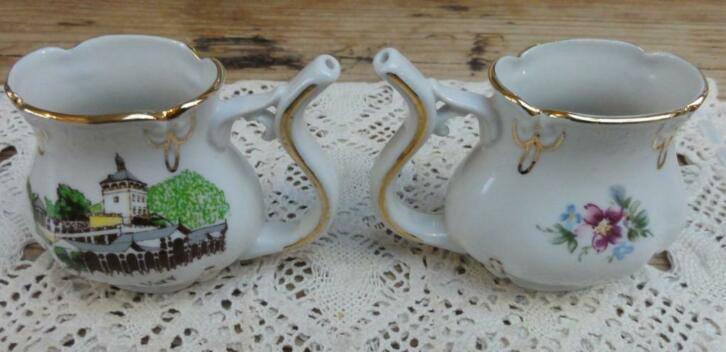 Nog 1 Tjechisch porseleinen tuitbekertje Karlovy Vary, Ophalen of Verzenden