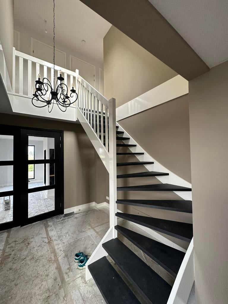 Strak en Streeploos latexspuiten voor Wanden & Plafonds, Diensten en Vakmensen, Schilders en Behangers