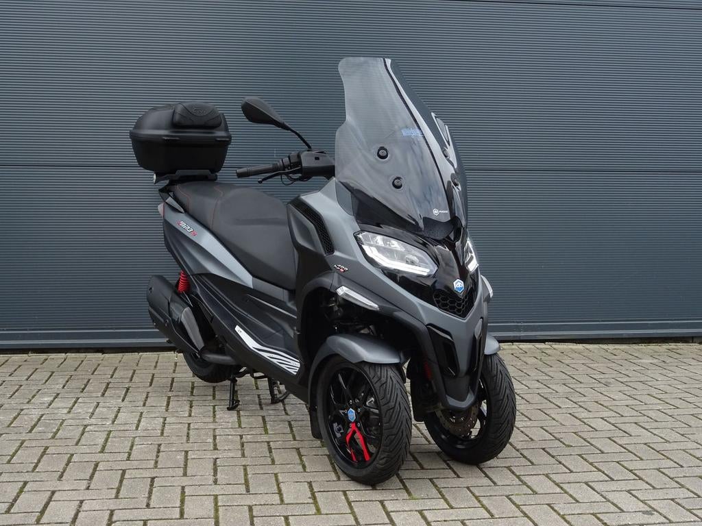 PIAGGIO MP3 400 HPE sport 2023 Topkoffer Handvatverwarming, Motoren, Motoren | Piaggio, Scooter, Onbekend, 399 cc, Onbekend