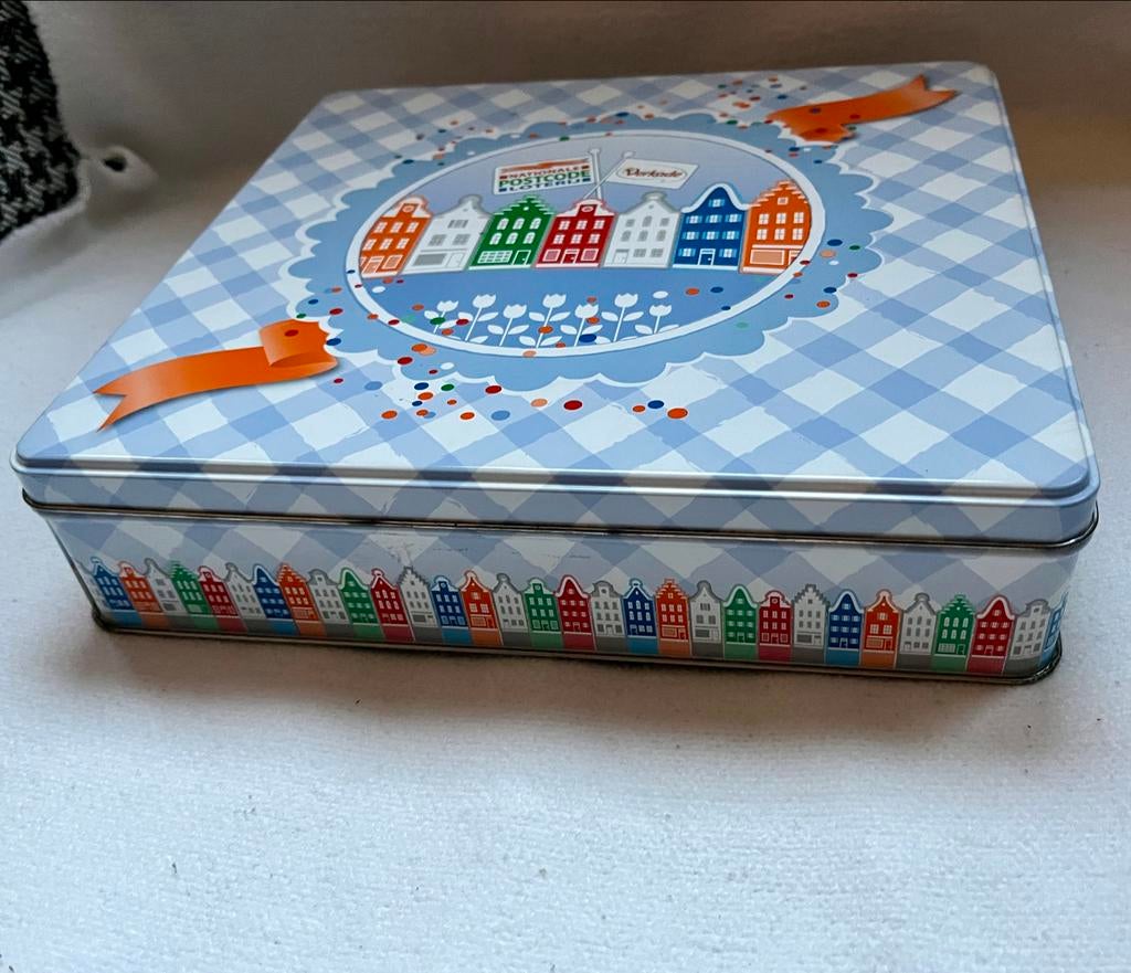 Verkade Koekblik Postcode Loterij 2015/2016, Verzamelen, Blikken, Zo goed als nieuw, Koek(jes), Verkade, Ophalen of Verzenden