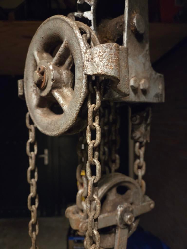 Vintage/ antieke takel - Kettingtakel 1000 KG, Antiek en Kunst, Ophalen