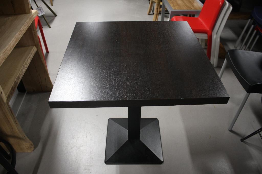 Diverse handige kleine eettafels verzorgingshuis senioren, Huis en Inrichting, Stoelen, Ophalen, Zo goed als nieuw, Overige materialen