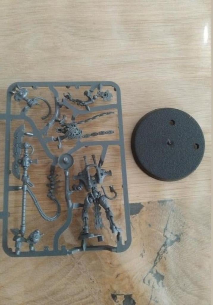 Necron Overlord met tachyonpijl, Necrons, GW, 40k sprue only, Ophalen of Verzenden, Warhammer 40000