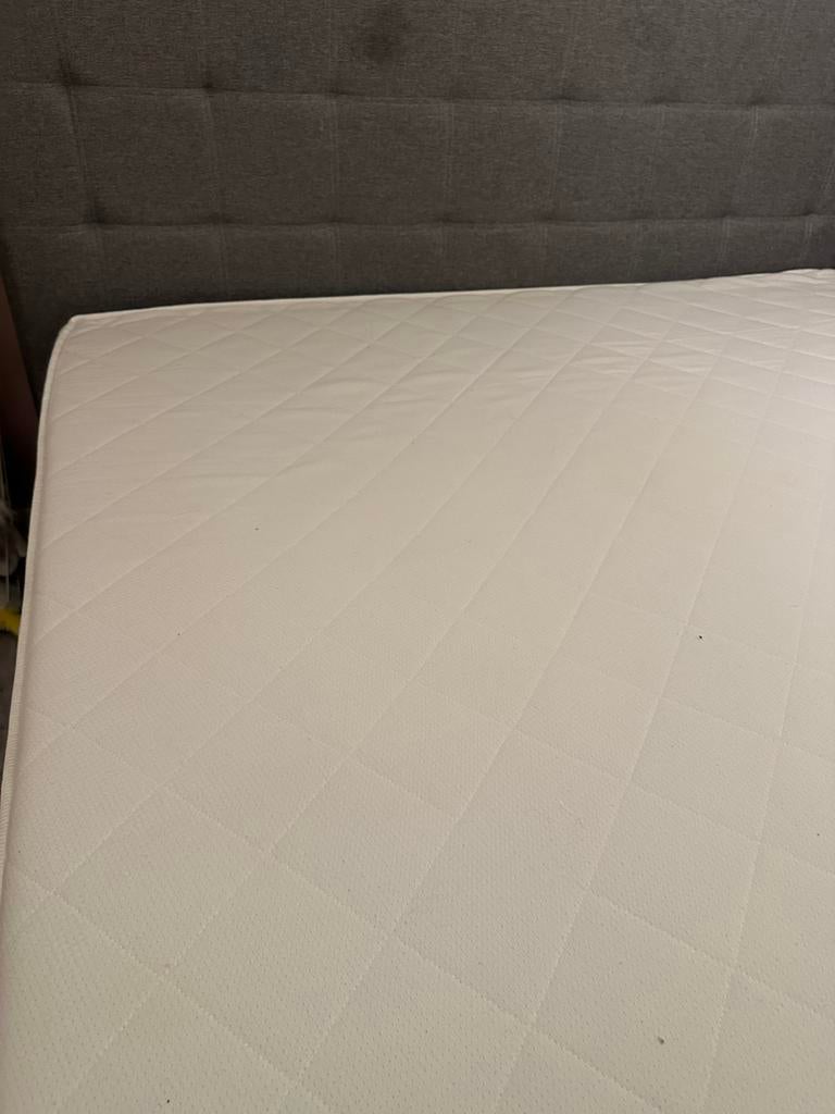 Tweepersoonsbed Alta 160x200 - Zo goed als nieuw!, Ophalen, Tweepersoons, Zo goed als nieuw, Bedbodem