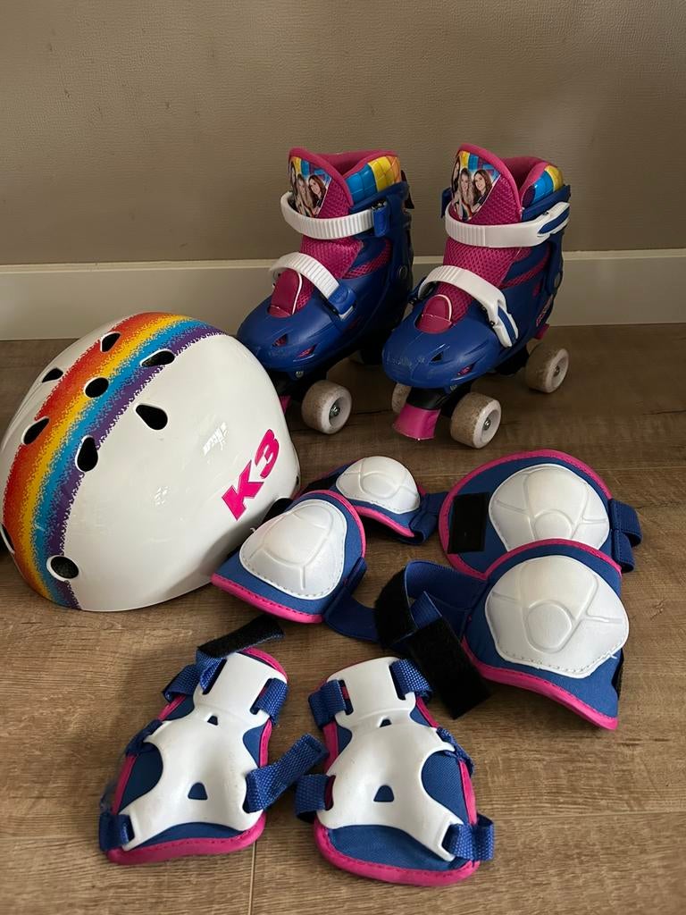 K3 studio 100 rolschaatsen met toebehoren., Ophalen, Verstelbaar, Zo goed als nieuw