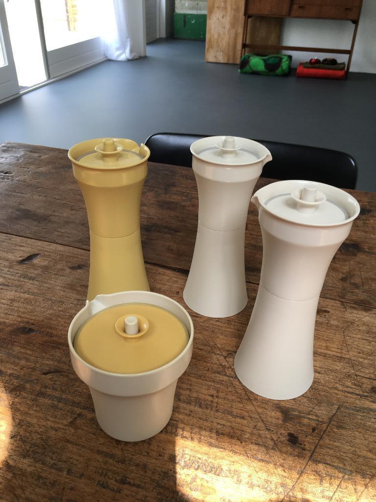 Vintage Tupperware olie, azijn, melkkannetje, Huis en Inrichting, Keuken | Tupperware, Ophalen, Zo goed als nieuw, Groen, Overige typen