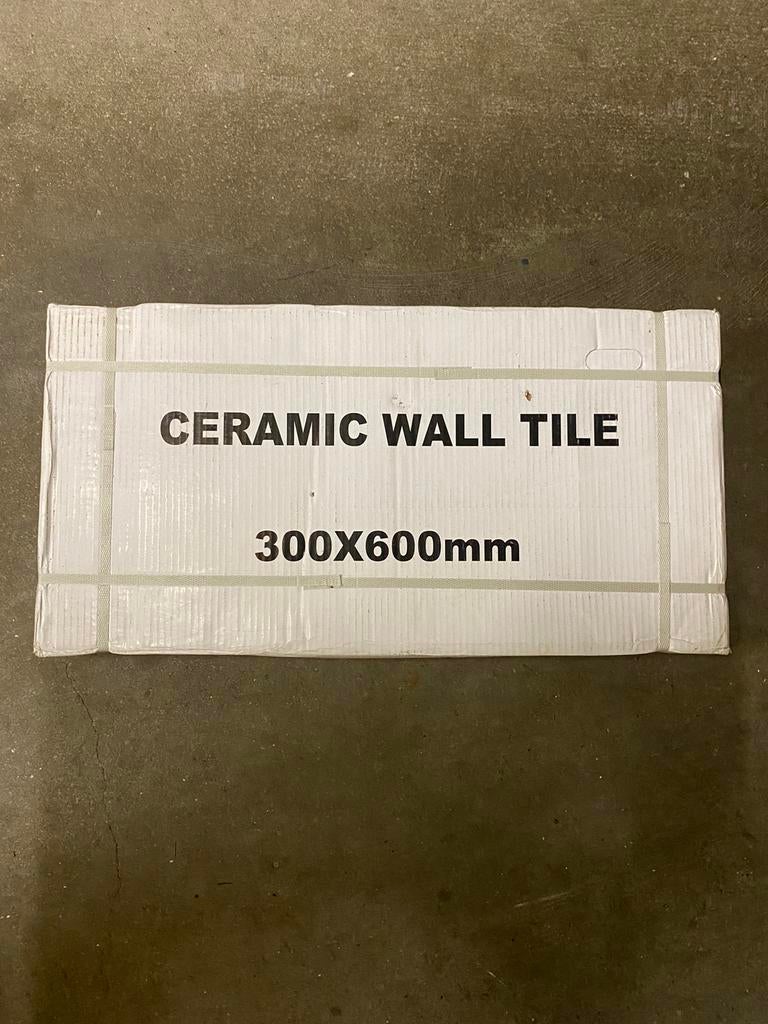 Keramische wandtegels 30x60 cm – wit – nieuw in doos, Ophalen, 60 cm of meer, Nieuw, Minder dan 5 m²
