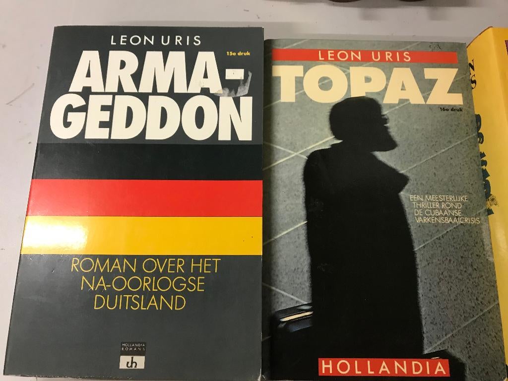 Leon Uris Gezworen kameraden , Armageddon Topaz en Exodus, Ophalen of Verzenden, Gelezen, Leon Uris, Wereld overig