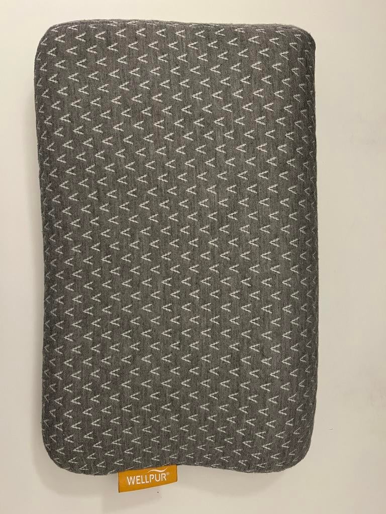 Wellpur kinder kussen, Eenpersoons, Wit, Ophalen of Verzenden, Zo goed als nieuw