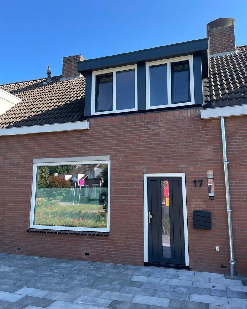 Kunststof kozijnen, rolluiken en gevelbekleding montage, Diensten en Vakmensen, Aannemers