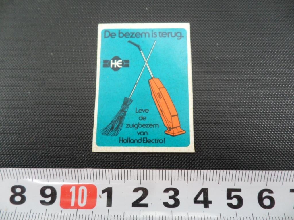 sticker bezem is terug zuigbezem stofzuiger holland electro*, Verzamelen, Ophalen, Zo goed als nieuw
