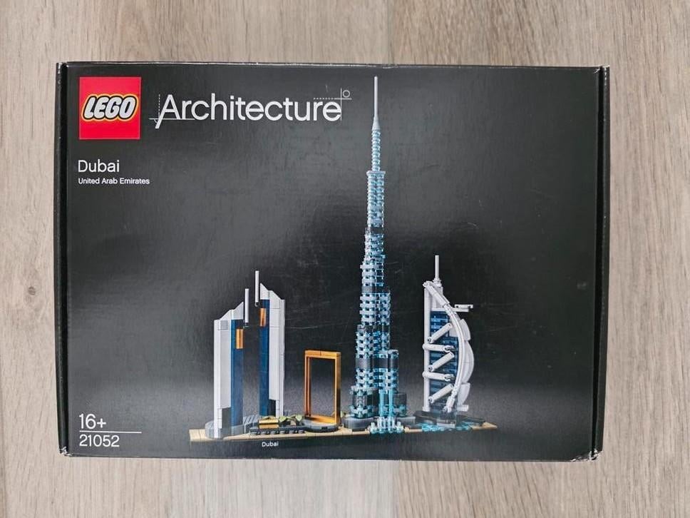 Lego Dubai 21052, Ophalen of Verzenden, Zo goed als nieuw, Complete set, Lego