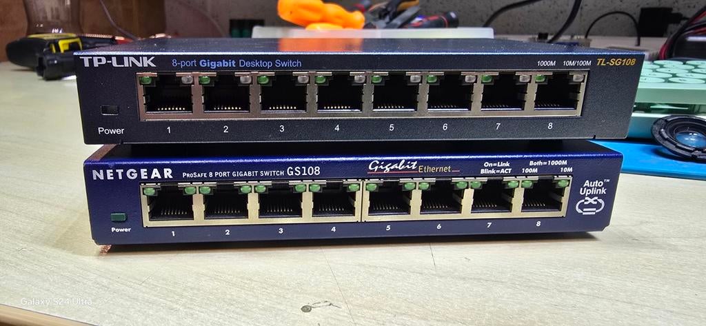 TP-Link & Netgear 8-Port Gigabit Switches, Computers en Software, Netwerk switches, Gebruikt, Ophalen of Verzenden
