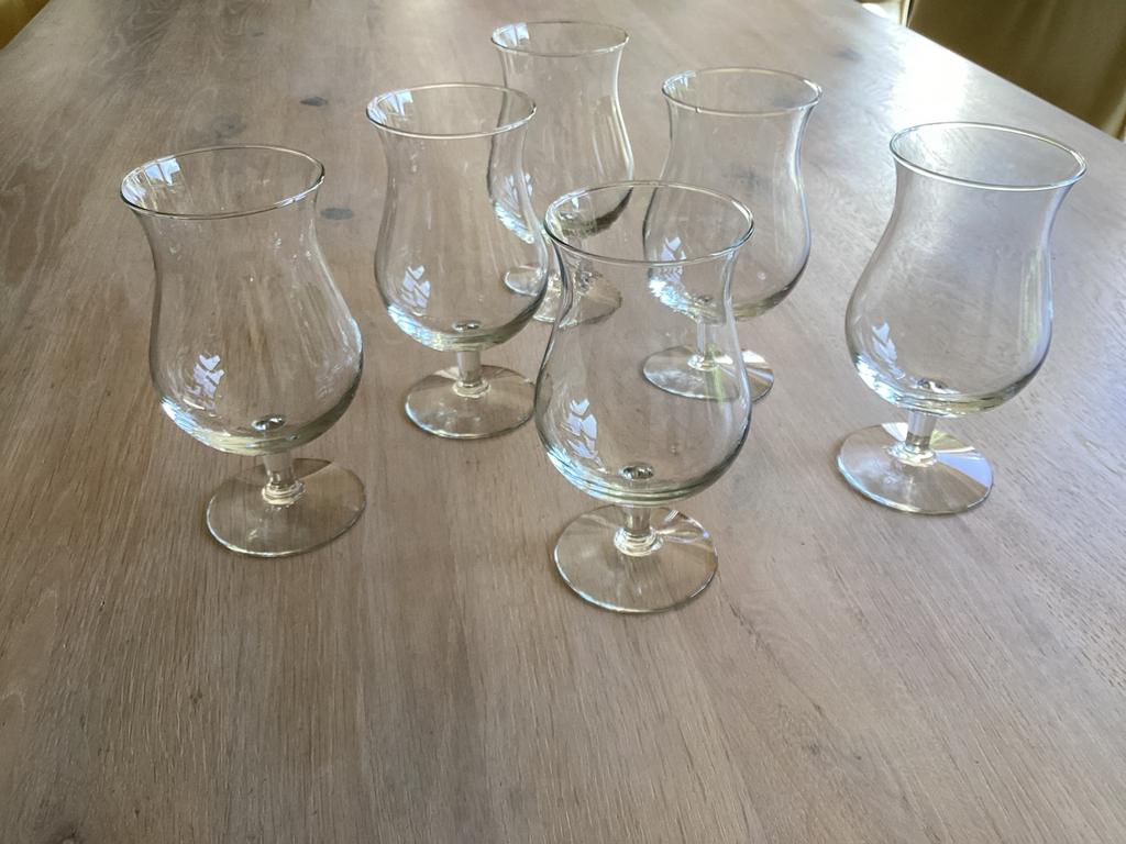 6 GROTE WIJNGLAZEN - TULP MODEL - ONGEBRUIKT, Verzamelen, Glas en Borrelglaasjes, Ophalen, Nieuw, Overige typen