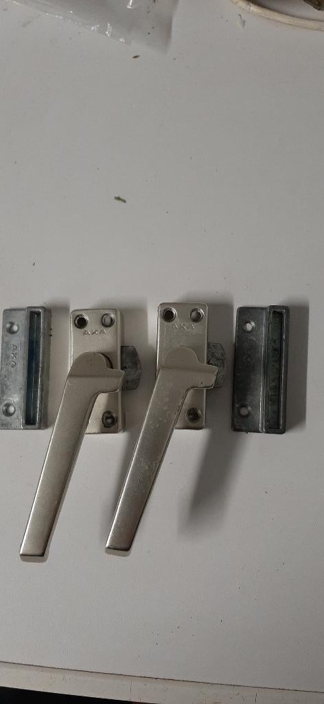 AXA raamhandel, Ophalen of Verzenden, Gebruikt, Overige materialen, Slot