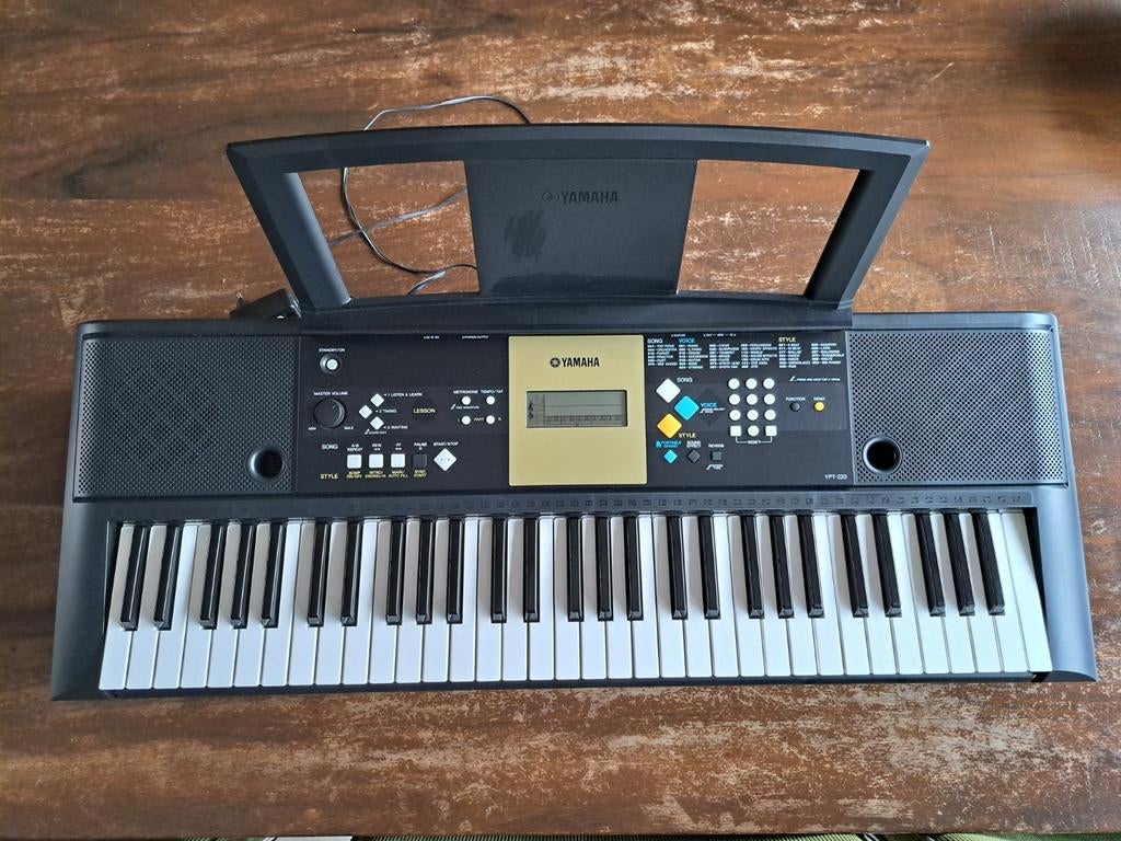 Yamaha YPT-220 Keyboard - Zo goed als nieuw!, Muziek en Instrumenten, Ophalen, Zo goed als nieuw, 61 toetsen, Yamaha