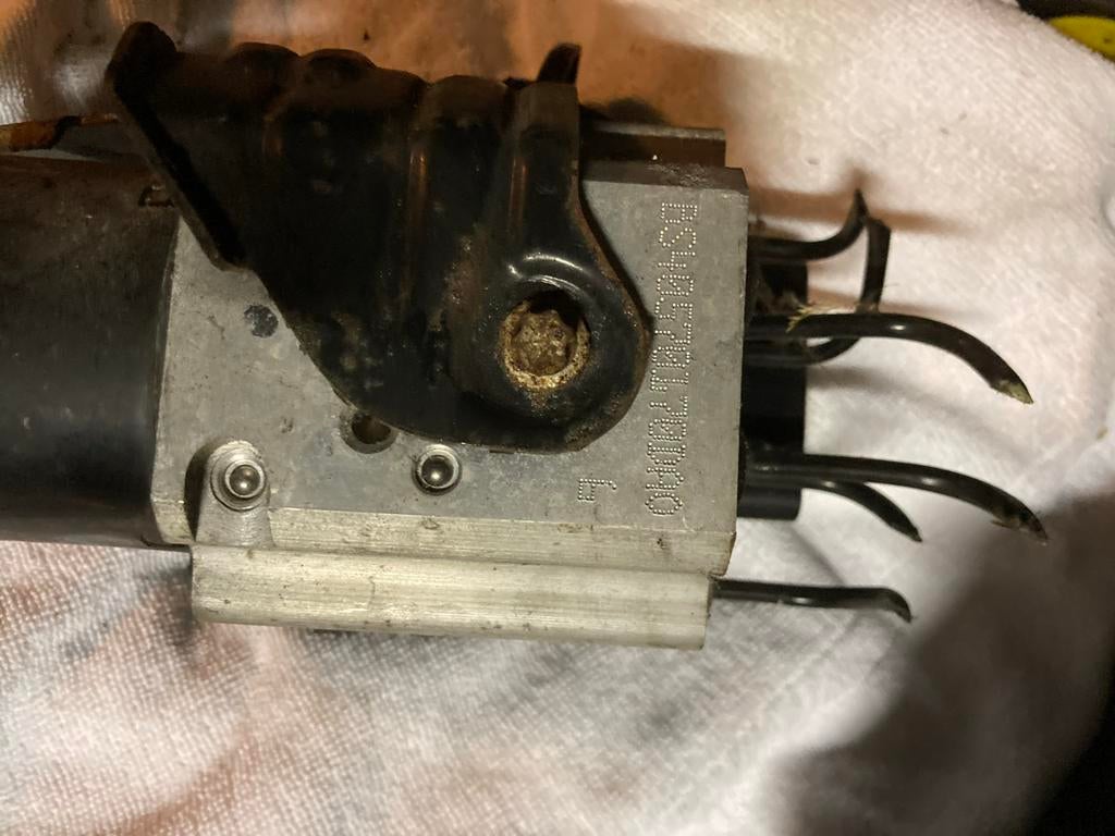 Abs  pomp.  Opel Vectra c gebruikt, Ophalen of Verzenden, Opel