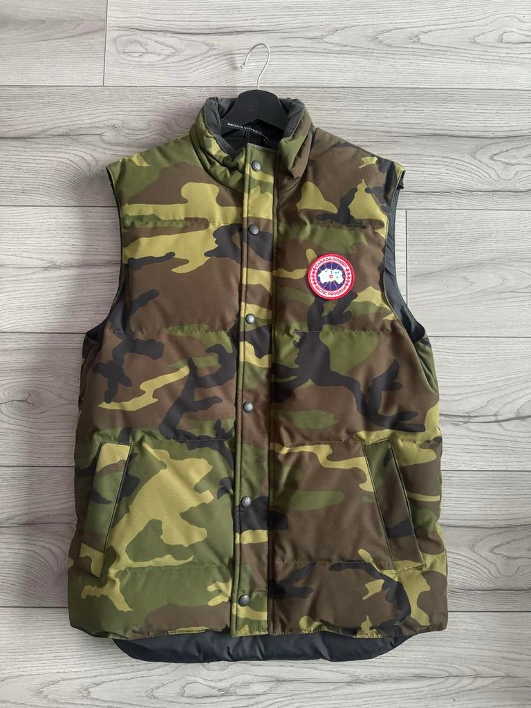 Canada Goose Bodywarmer Camo - Maat M, Kleding | Heren, Bodywarmers, Ophalen of Verzenden, Zo goed als nieuw, Maat 48/50 (M), Zwart