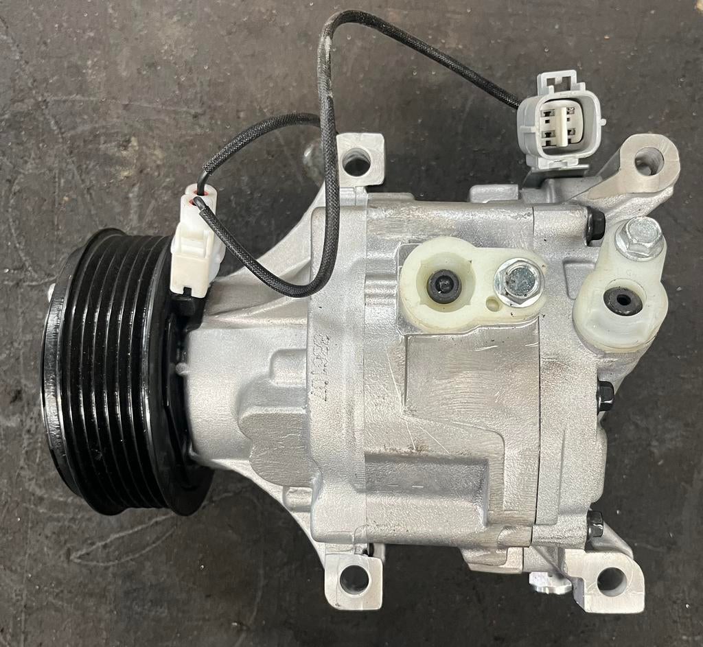 Airco Compressor toyota Corolla  2004-2007, Ophalen, Nieuw, Toyota