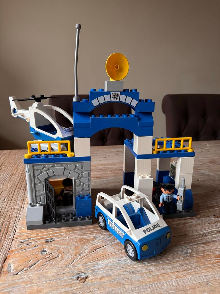 Duplo politiebureau, Ophalen, Duplo