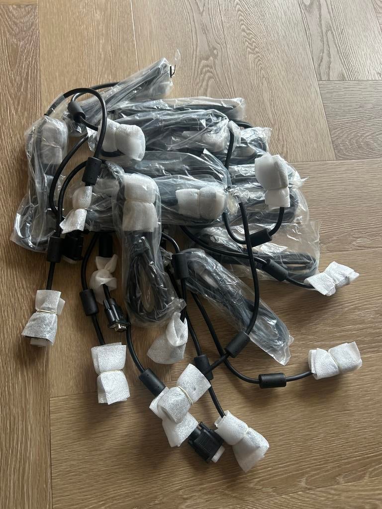 VGA Nnaar VGA kabels (12st.), Ophalen of Verzenden, Nieuw