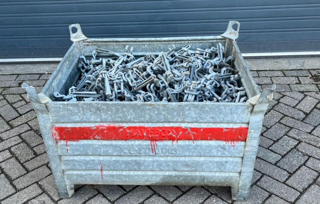 Van Thiel kruisklemmen/draaiklemmen met vaste spie 48.3MM, Doe-het-zelf en Verbouw, Steigers, Ophalen, Gebruikt, Gevelsteiger