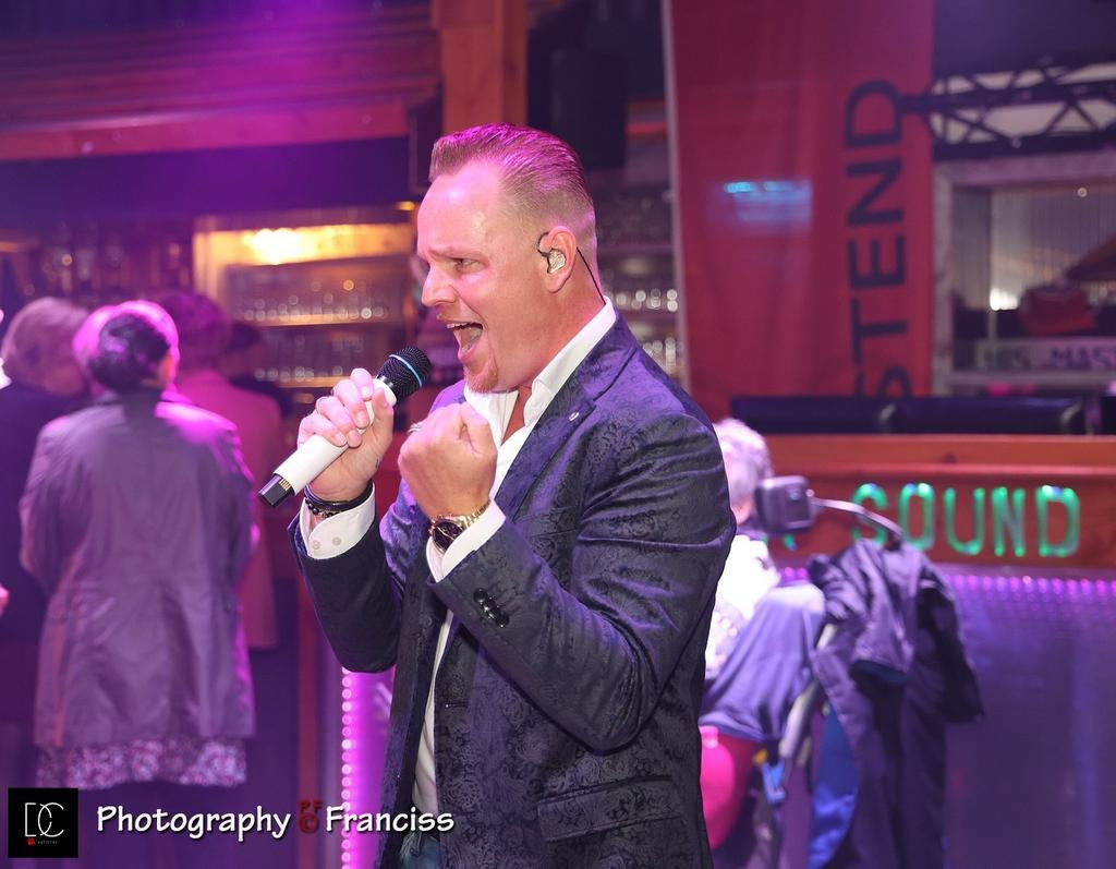 Maurice Groeneweg Zanger & Entertainer
