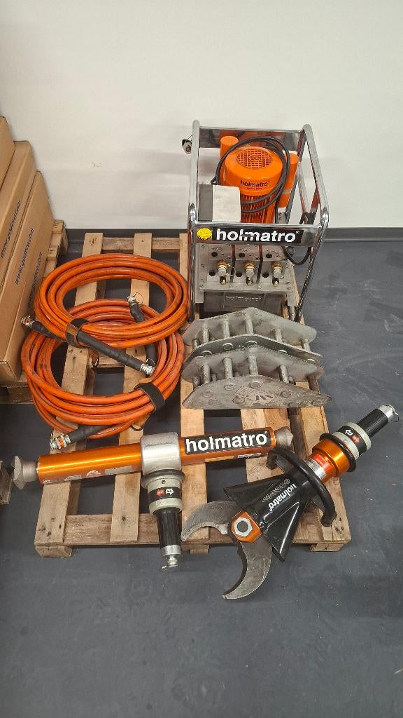 Holmatro hydraulische reddings gereedschap set, Doe-het-zelf en Verbouw, Gereedschap | Handgereedschap, Zo goed als nieuw, Ophalen